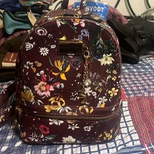 🎉SALE🎉$20 or 2 for $30🎉 🩷Very cute Marc New York🩷❤️ Backpack